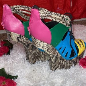 Women’s Unique Multi Color Heel-less Heels